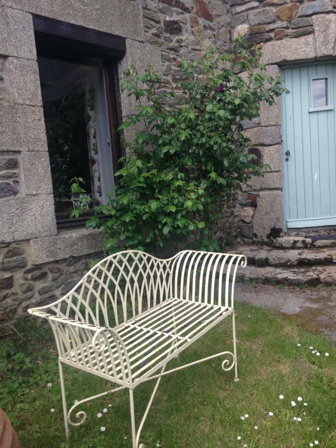Le Petit Chateau Noyal-Pontivy Ngoại thất bức ảnh
