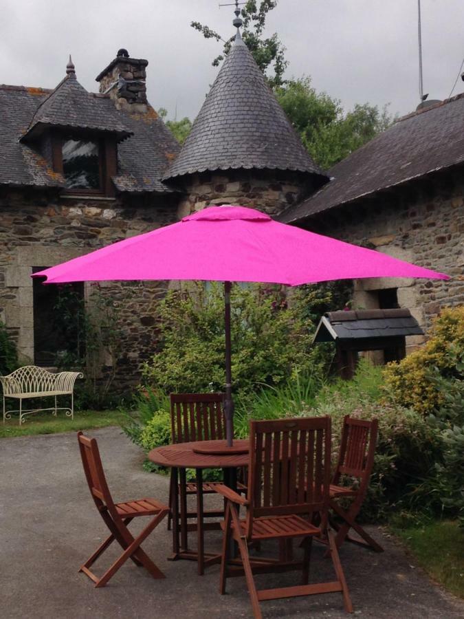 Le Petit Chateau Noyal-Pontivy Ngoại thất bức ảnh