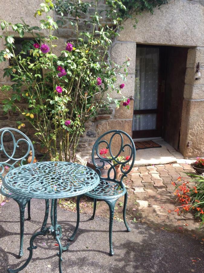 Le Petit Chateau Noyal-Pontivy Ngoại thất bức ảnh